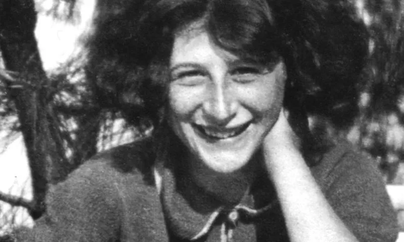 Portrait de Simone Weil 1909 1943 jeune fille PUBLICATIONxINxGERxSUIxAUTxHUNxONLY Copyright White